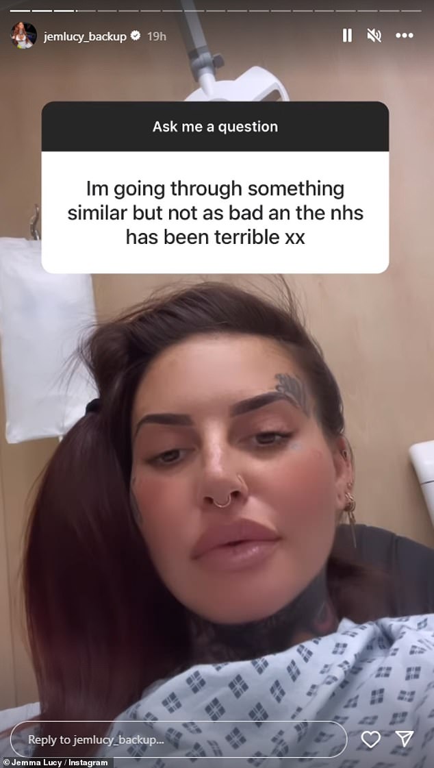 In einem in ihren Instagram Stories hochgeladenen Video drückte Jemma ihre Frustration darüber aus, dass sie auf einen Arztbesuch warten musste