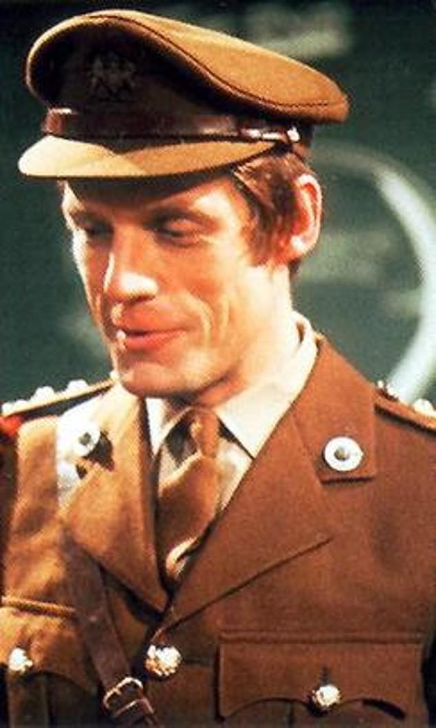 Der Schauspieler war von 1971 bis 1974 durch die Darstellung des Captain Mike Yates von UNIT in Doctor Who bekannt