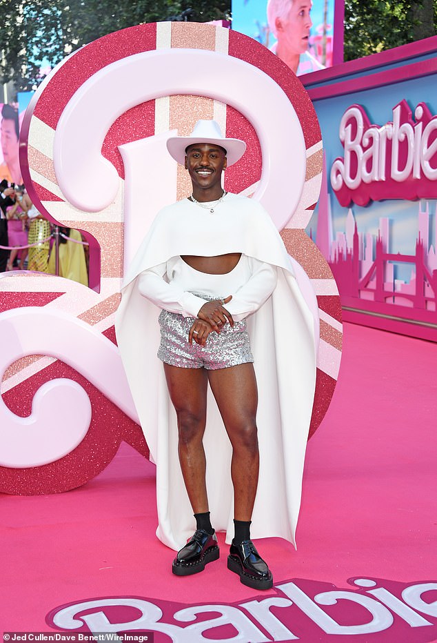 Doktor des Stils: Ncuti abgebildet bei der Barbie-Premiere in London im Juli;  Er gab sein Hollywood-Debüt als einer der vielen Kens des Films