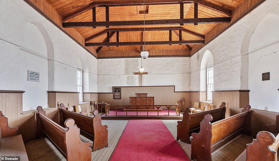The historical country chapel was in search of a creative buyer who could converted it into a livable cottage as it had no bedrooms, bathrooms or even running water