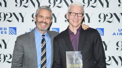 Alles, was Sie über Andy Cohen und Anderson Cooper Silvester 2024 wissen sollten