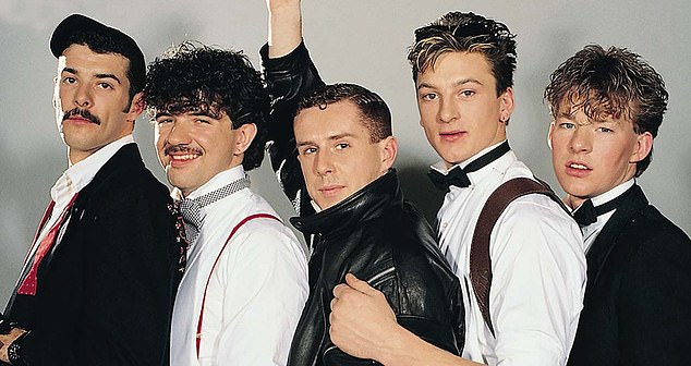 Neue Ära: Die Briten begrüßten das Jahr 1984 und tanzten auf Silvesterpartys zu Hits wie „Uptown Girl“ von Billy Joel und „Relax“ von Frankie Goes to Hollywood (im Bild)