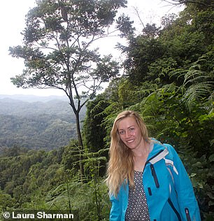 Laura im undurchdringlichen Wald von Bwindi
