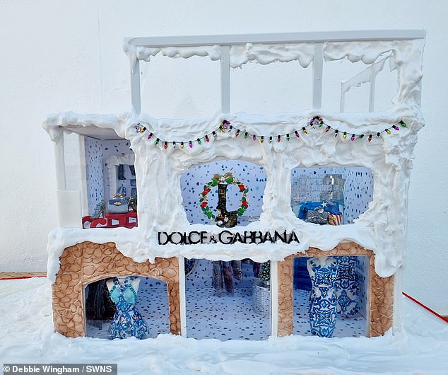 Ein Bäcker hat für den Heiratsantrag eines Paares das teuerste Lebkuchenhaus der Welt im Wert von 6,3 Millionen Pfund geschaffen, inspiriert von Dolce & Gabbana und mit Diamanten gekrönt