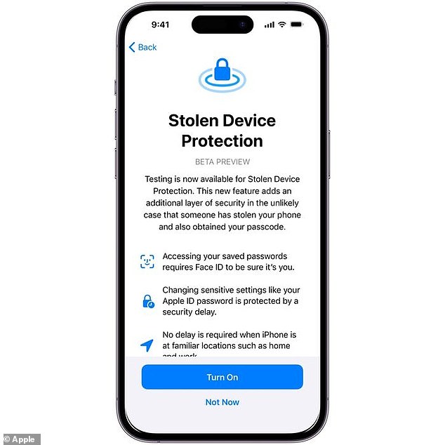 Apple führt eine neue Funktion ein, um die Passcodes, den Online-Banking-Zugriff, private iCloud-Fotos und -Videos und alles andere, was ein gestohlenes, entsperrtes iPhone angreifbar macht, seiner Kunden zu schützen.  Die Einstellung mit dem Namen „Schutz vor gestohlenen Geräten“ ist jetzt für Betatester verfügbar