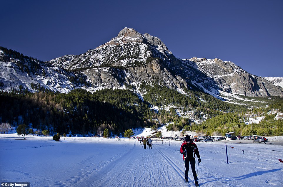 Laut einer neuen Umfrage von Post Office Travel Money unter 36 Skigebieten ist Bardonecchia in Italien (oben) für britische Skifahrer das Skigebiet mit dem besten Preis-Leistungs-Verhältnis in Europa
