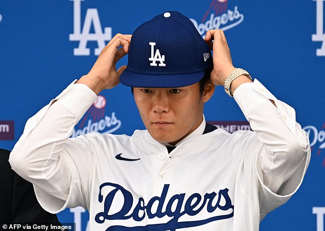 Yoshinobu Yamamoto von den Dodgers sagte, er habe bei den Dodgers unterschrieben, um jetzt und in der Zukunft zu gewinnen
