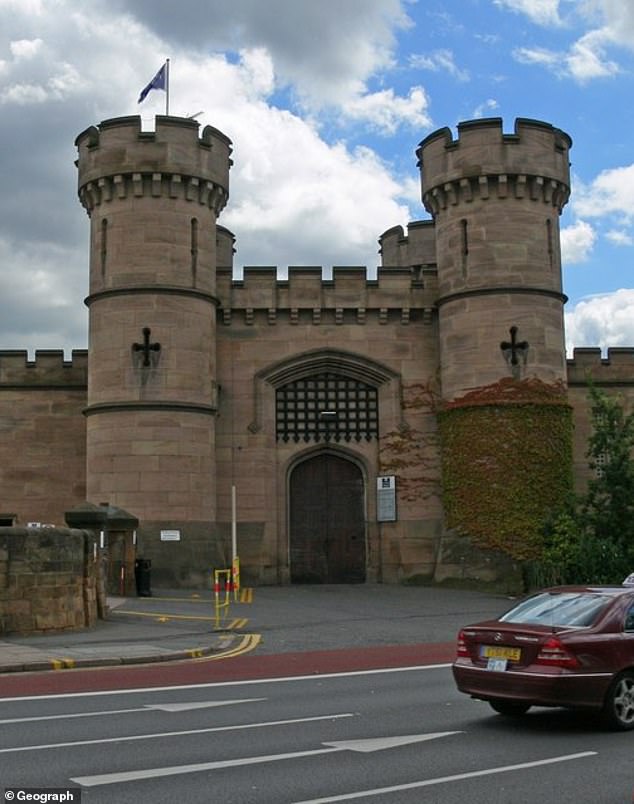 HMP Leicester, ein örtliches Männergefängnis der Kategorie B an der Welford Road im Zentrum von Leicester, wo den Gefangenen vier Menüoptionen für das Weihnachtsessen angeboten wurden