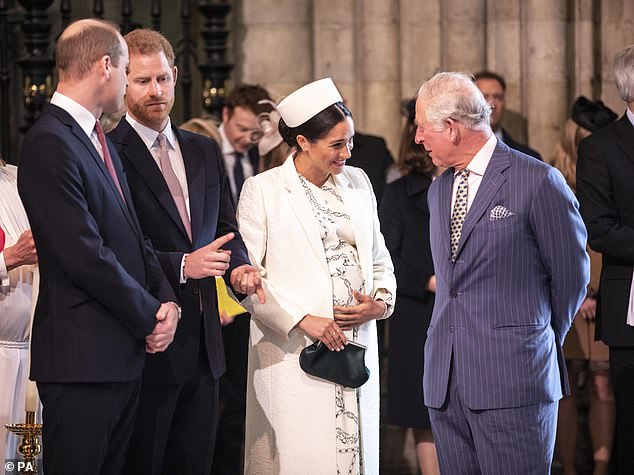 William, Harry, Meghan und Charles sprechen im März 2019 gemeinsam in der Westminster Abbey
