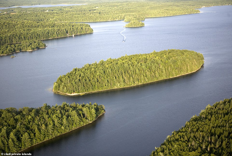 Vladi Private Islands beschreibt das Land als „Inseljuwel in Kanadas schönster Atlantikprovinz“.