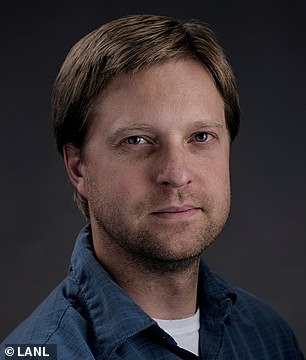 Miles Beaux, ein Physiker am Los Alamos National Lab, sagte gegenüber DailyMail.com, dass das Schiff für Transport-, Überwachungs- und Paketzustellungsdrohnen eingesetzt werden könnte