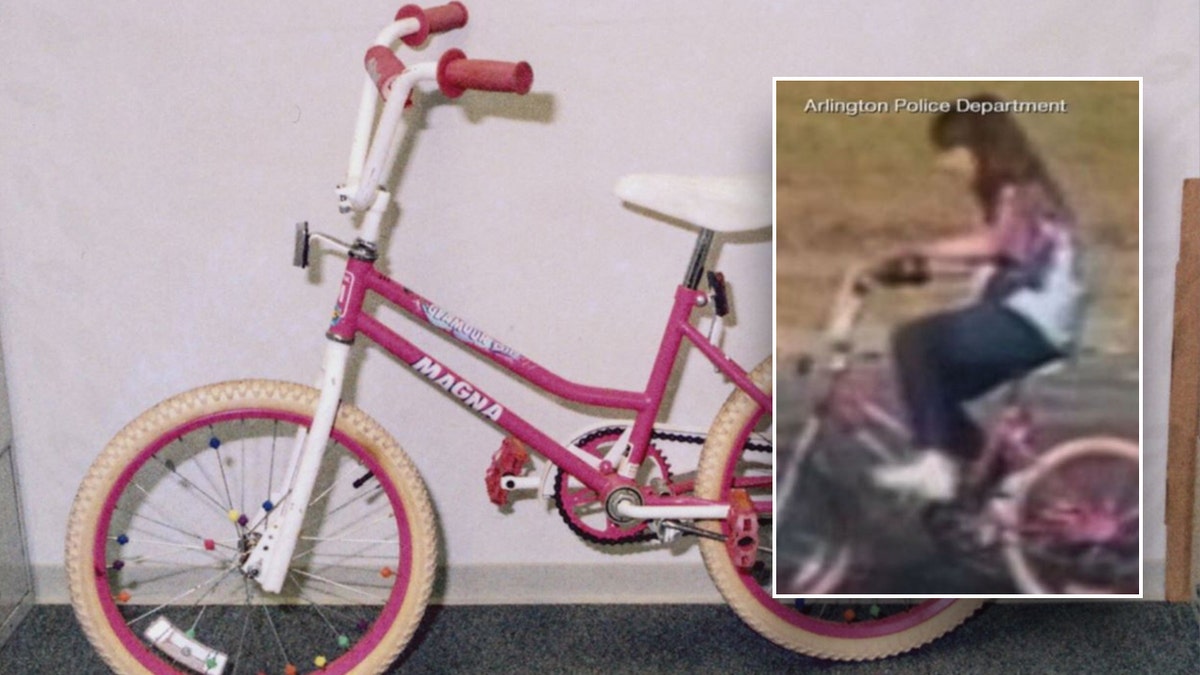Amber Hagerman fährt ein rosa-weißes MAGNA-Fahrrad, eingefügt über einem Nahaufnahmefoto des Fahrrads
