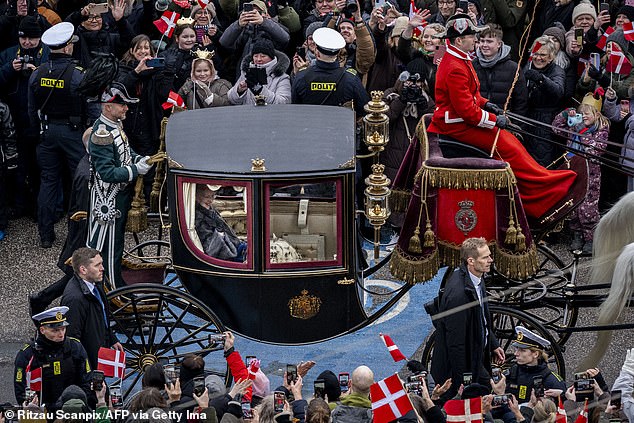 Margrethe macht sich zum letzten Mal als Königin auf den Weg zum Schloss Christiansborg in Kopenhagen