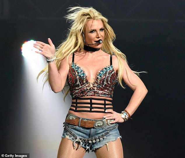 Ex-Freunde aus der Musikindustrie hätten Anstrengungen unternommen, um Spears, der 2016 in San Jose, Kalifornien, abgebildet war, zurück ins Aufnahmestudio zu holen, sagte ein Insider am Mittwoch dem Rolling Stone