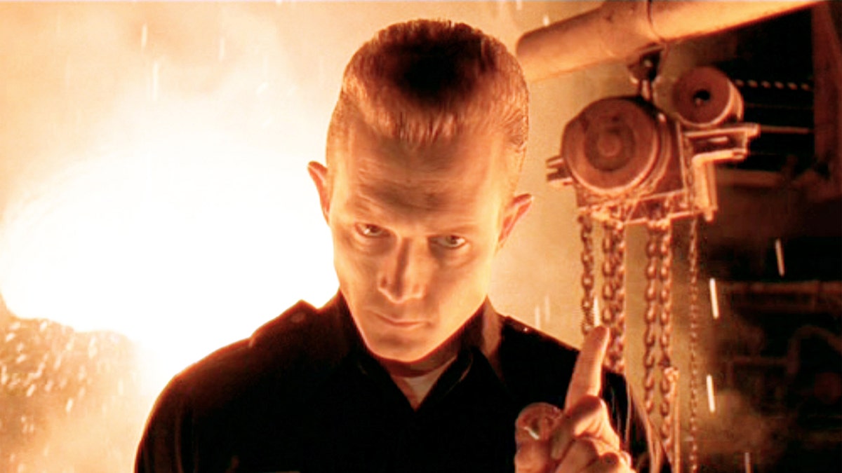 Robert Patrick als T-1000 in einer Szene aus Terminator 2