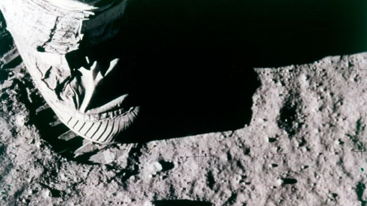 Fußabdruck auf dem Mond