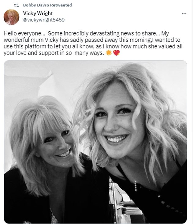 Vickys Tochter Kelly gab im vergangenen Mai auf Twitter die sehr traurige Nachricht von ihrem Tod bekannt
