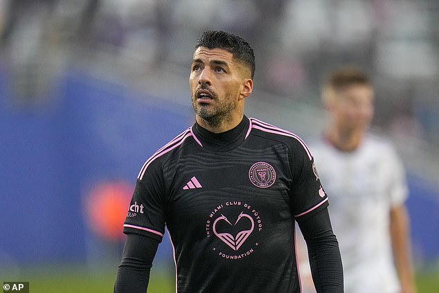 Es war Suárez‘ zweiter Auftritt für den Verein, nachdem er letzte Woche gegen El Salvador debütierte