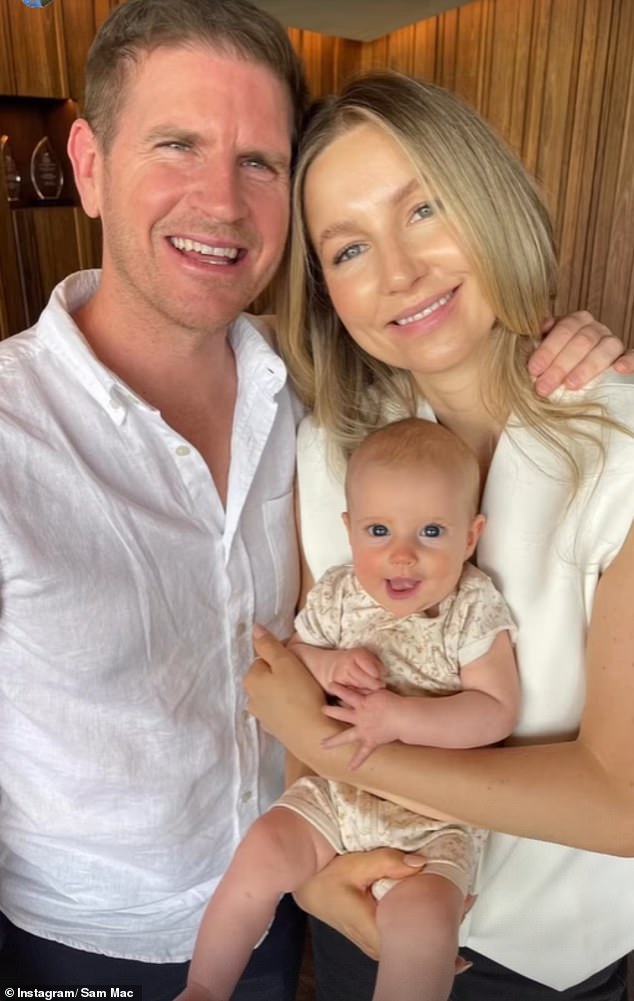 Sam und Rebecca brachten 2022 ihr erstes Kind, Tochter Margot, zur Welt (alle im Bild)