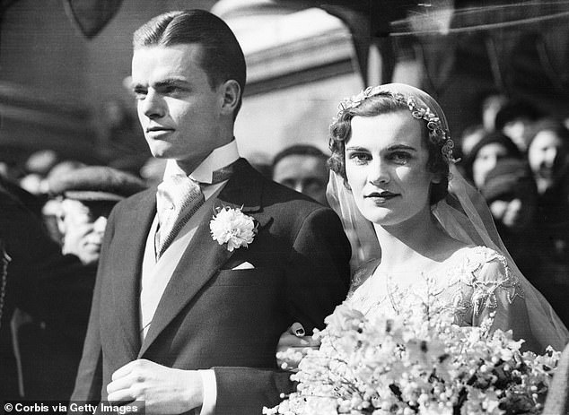 Margaret heiratete 1933 den amerikanischen Tycoon Charles Sweeny als ihren ersten Ehemann. Mit ihm hatte sie zwei Kinder, bevor sie sich trennte und den Herzog von Argyll heiratete