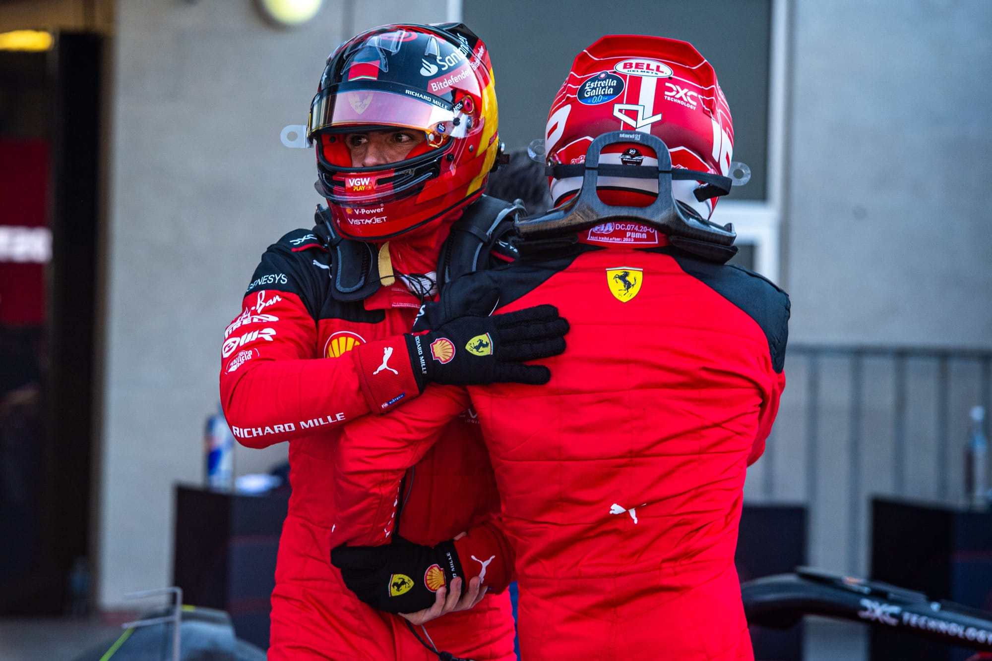 Carlos Sainz und Charles Leclerc, Ferrari, F1