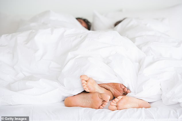 Laut der Sleep Foundation kann unbeabsichtigter Sex im Schlaf (Sexsomnie) mit externen Faktoren wie Stress und Alkohol zusammenhängen (Archivbild).