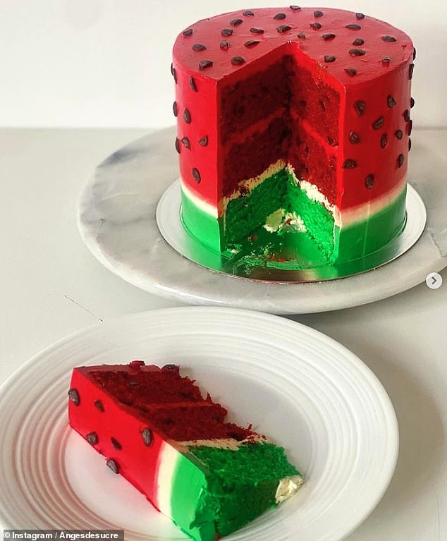 Letzten Monat begann der ehemalige Investmentbäcker mit dem Verkauf von Wassermelonen-inspirierten Kuchen (im Bild) – zu Preisen ab 140 £ –, um Geld für wohltätige Zwecke zu sammeln