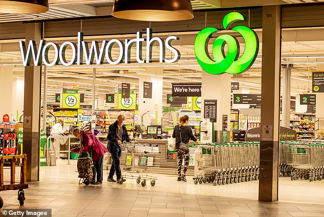 Woolworths, zu dem auch Big W gehört, gab diese Woche bekannt, dass der Australia Day aufgrund eines „allmählichen Nachfragerückgangs“ aus den Geschäften verbannt werde.