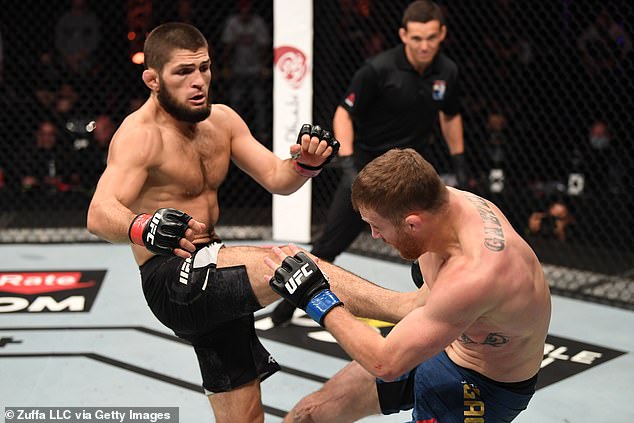 Khabib Nurmagomedovs letzter Profikampf war ein dominanter Sieg gegen Justin Gaethje bei UFC 254 im Jahr 2020