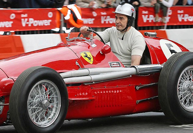Legende: Der Ferrari, der 1952 den Großen Preis von Monaco gewann, wird von Tertre Rouge gekauft