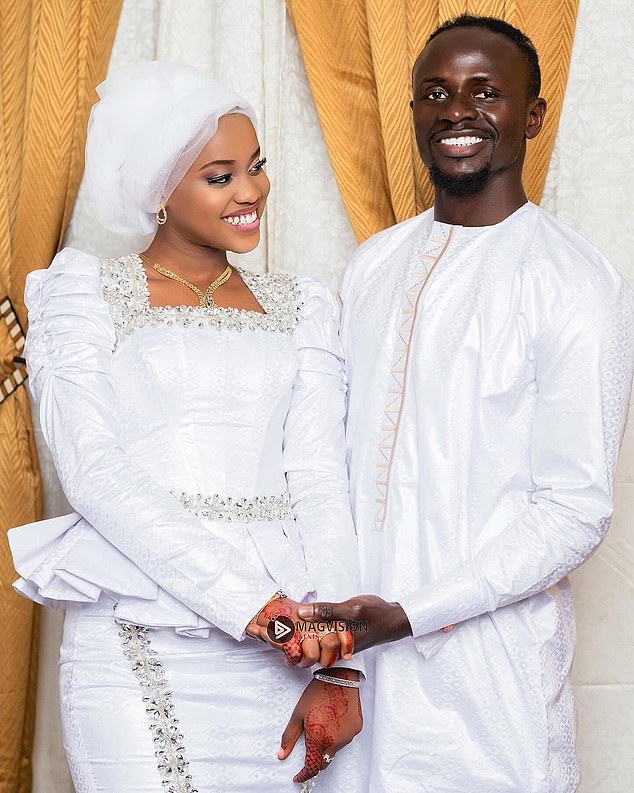 Sadio Mane hat seine 19-jährige langjährige Freundin Aisha Tamba geheiratet