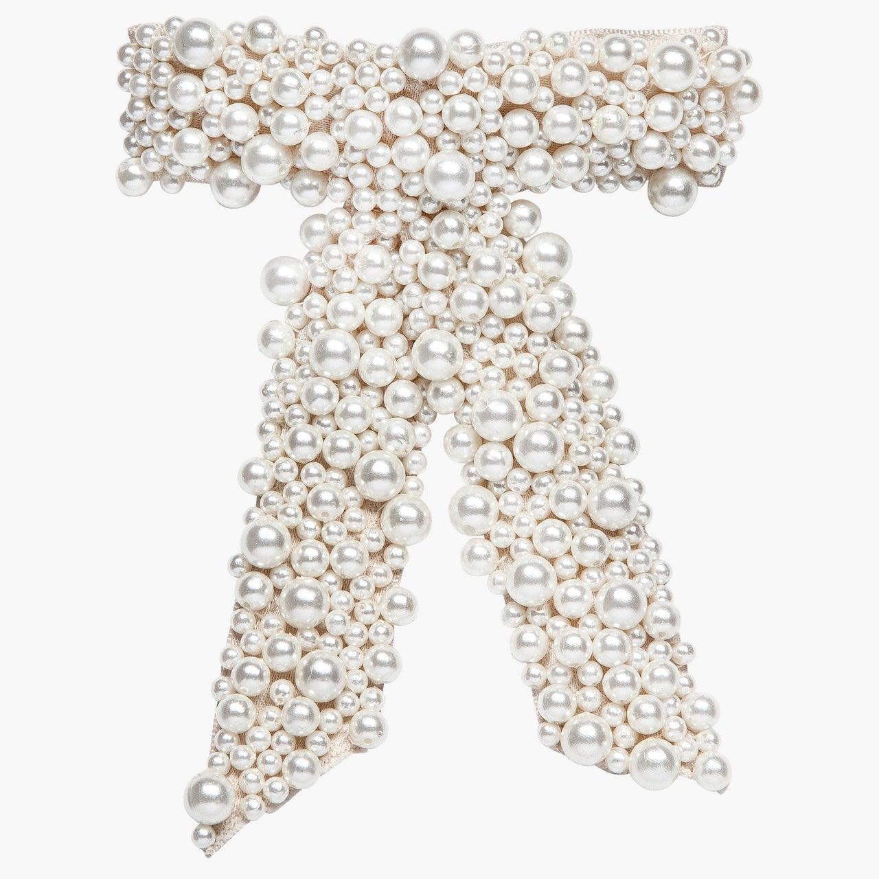 Jennifer Behr Donna Bow Haarspange mit Perlenschleife auf weißem Hintergrund