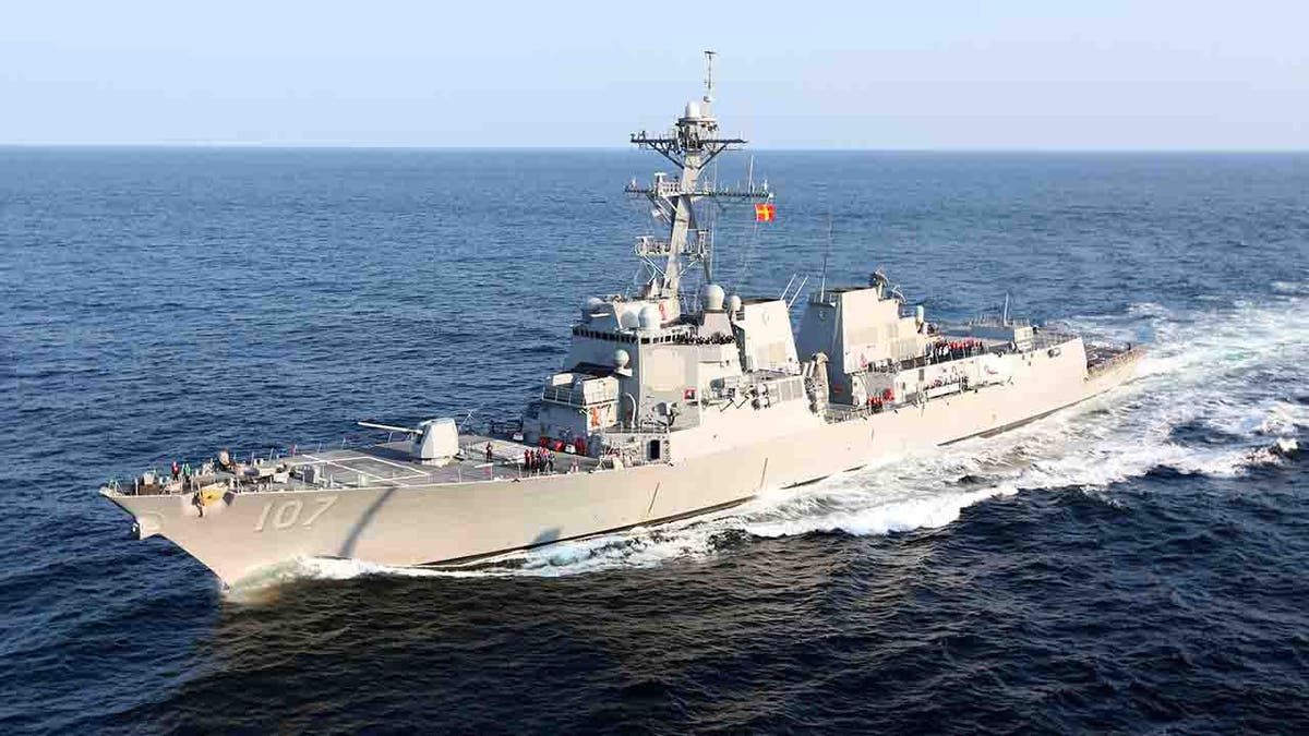 Die US-Marine setzt Kriegsschiffe für einen möglichen Angriff auf Syrien ein