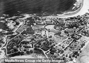 Pebble Beach ist eine kleine Küstenwohnsiedlung auf der Monterey-Halbinsel in Kalifornien, die 1919 gegründet wurde