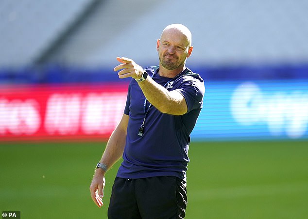 Der Cheftrainer hat für Schottlands ersten Test nach der Weltmeisterschaft im letzten Jahr eine unvorhersehbare hintere Reihe zusammengestellt