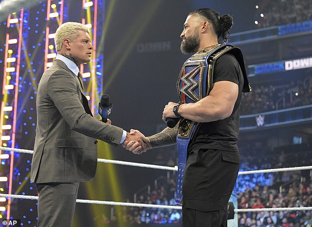 Es war erwartet worden, dass Rhodes (rechts) und Reigns als Headliner bei WrestleMania auftreten würden