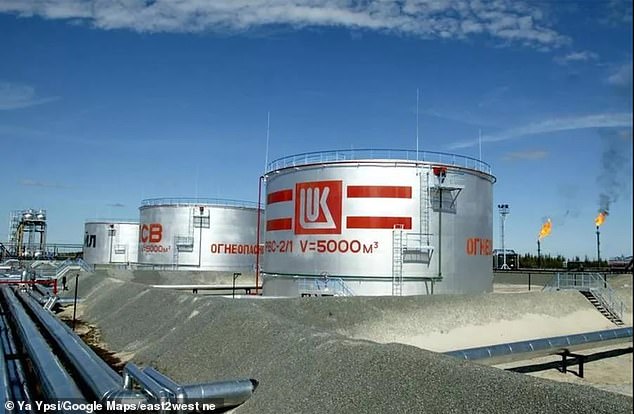 Die Ölraffinerie Wolgograd im Süden Russlands ist eine der größten des Landes und produziert Benzin, Diesel und Flugbenzin