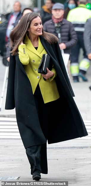 Letizia trug einen farbenfrohen Hugo Boss-Blazer, den sie im November 2023 vorstellte