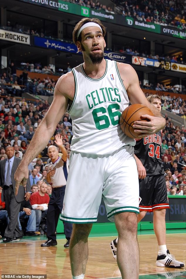 Pollard spielte 2007/08 eine Saison bei den Celtics und gewann die NBA-Meisterschaft