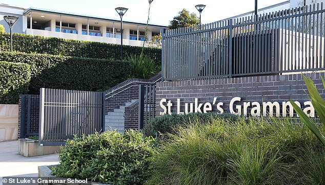 Das St. Luke's Catholic College in Marsden Park ist die neueste Schule, die positiv auf Asbest getestet wurde