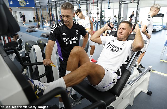 Nachdem er zu Real Madrid wechselte, kursierten Gerüchte, dass er in der Saisonvorbereitung immer außer Form gewesen sei