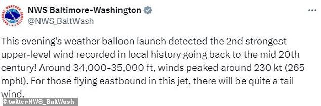 Nach Angaben des Nationalen Wetterdienstes der USA erreichten die Winde in etwa 35.000 Fuß Höhe über Washington – der Höhe, in der Flugzeuge fliegen – Geschwindigkeiten von 265 Meilen pro Stunde