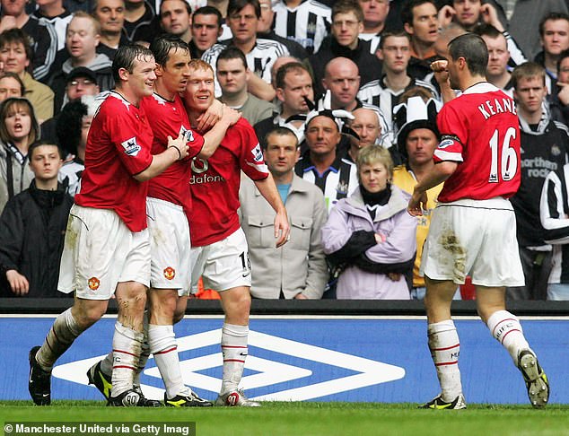 Die ehemaligen Red Devils verbrachten eineinhalb Jahre zusammen im Old Trafford, bevor Keane (R) 2005 zu Celtic wechselte