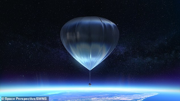 Im Gegensatz zu anderen Weltraumtouristenunternehmen, die Raketen einsetzen, ist diese kugelförmige Kapsel an einem riesigen Ballon befestigt, der 20 Meilen über der Oberfläche aufsteigt und zwei Stunden lang an der letzten Grenze hängt