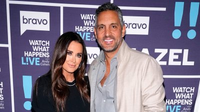 „The Real Housewives of Beverly Hills“-Star Kyle Richards und Mauricio Umanskys Familienalbum – 775 Sehen Sie, was live mit Andy Cohen passiert – Staffel 19