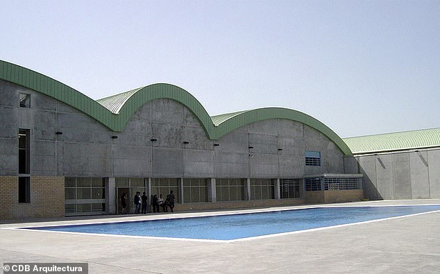 Der Gefängniskomplex Brians 2 wurde 2007 gebaut, um der Überfüllung der Gefängnisse entgegenzuwirken