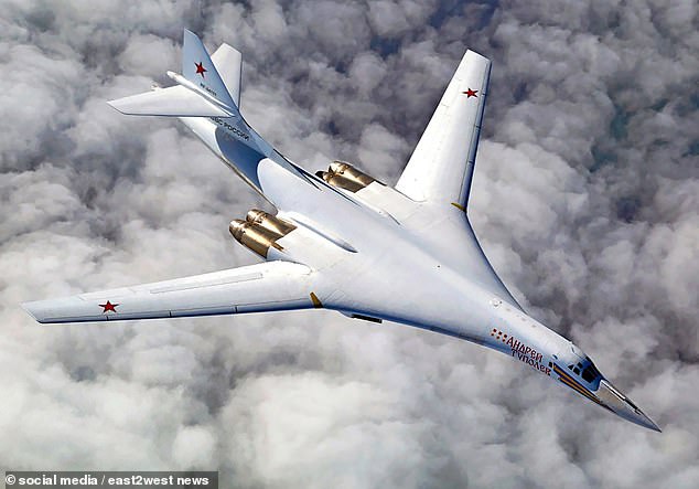 Die TU-160M ​​ist in der Lage, 12 Marschflugkörper oder 12 nukleare Kurzstreckenraketen zu transportieren und kann ohne Auftanken 7.500 Meilen nonstop fliegen