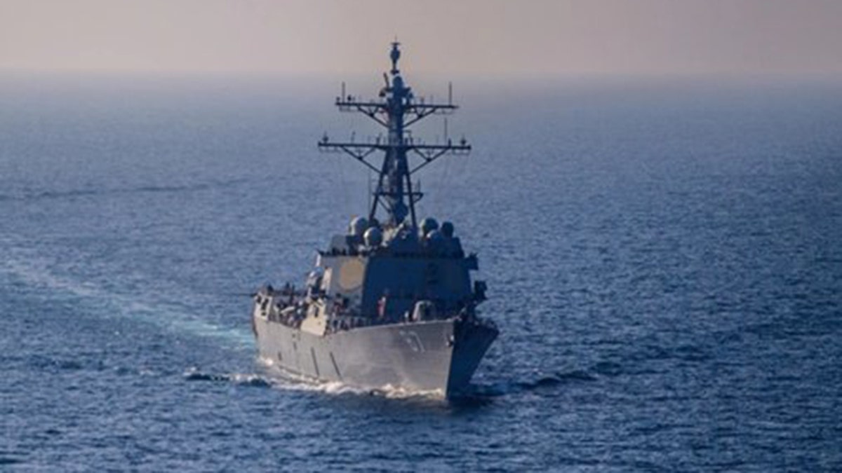 Die USS Mason auf dem Wasser