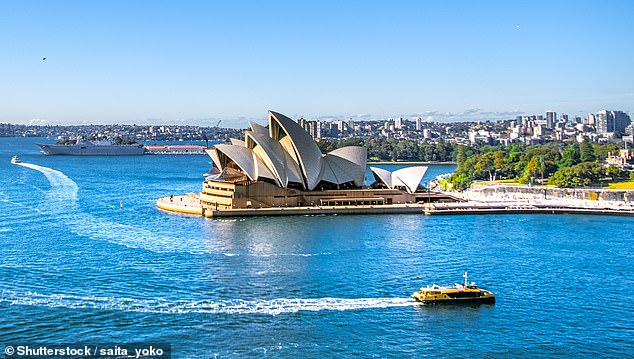 Ein Rezensent beschrieb das Sydney Opera House als „architektonisch tragisch“, während ein anderer sich an nicht viel mehr als „braunen Beton“ erinnerte.