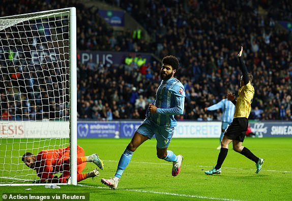 Soccer Football - FA Cup - Fifth Round - Coventry City v Maidstone United - Coventry Building Society Arena, Coventry, Britain - February 26, 2024 Coventry City's Ellis Simms celebrates scoring their third goal and completes his hat-trick Action Images via Reuters/Andrew Boyers